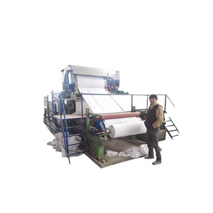 Tissue Jumbo Rolls Cutting Machine 