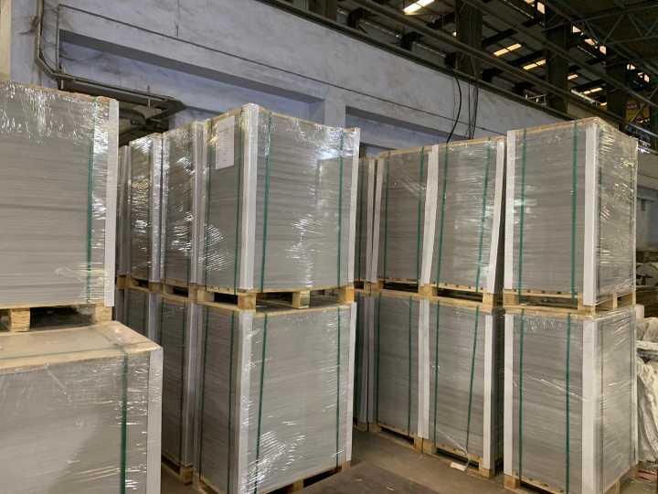 Heavy Weight Coated Duplex Board