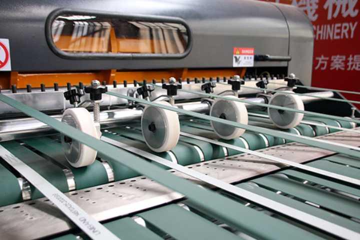 CHM-1400/ 1700/ 1900 Precision High Speed Sheeter Machine